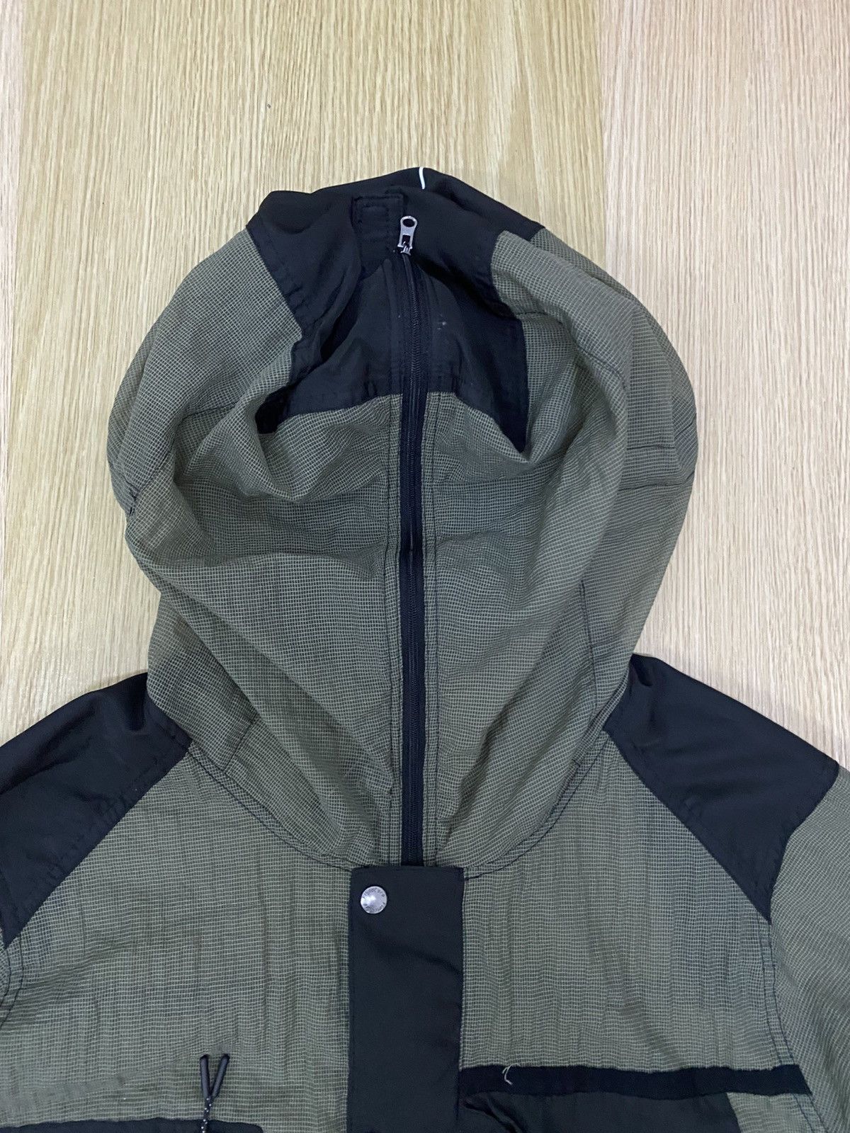 Japanese Brand Aeroguard Fieldcore insect repellent light jacket Size US L / EU 52-54 / 3 - 4 Thumbnail