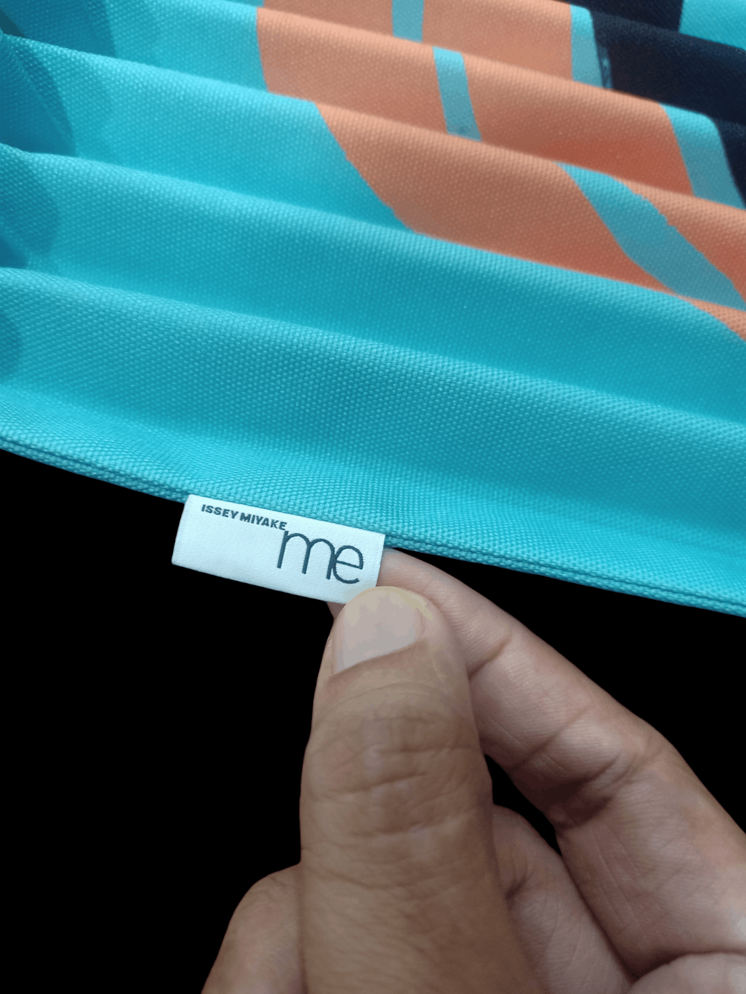 Issey Miyake × Pleats Please Issey Miyake Issey Miyake Me Series Eye Totum Folding Tree Trunk Bag Size ONE SIZE - 4 Thumbnail