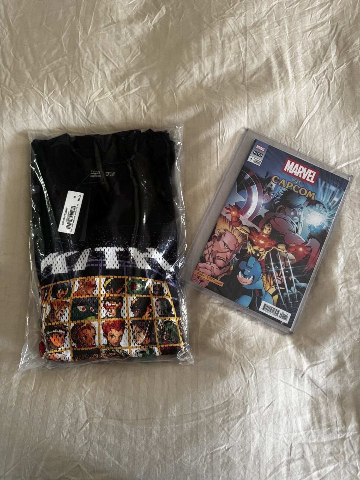 Kith × Marvel Comics Kith x Marvel v Capcom Size US M / EU 48-50 / 2 - 3 Thumbnail