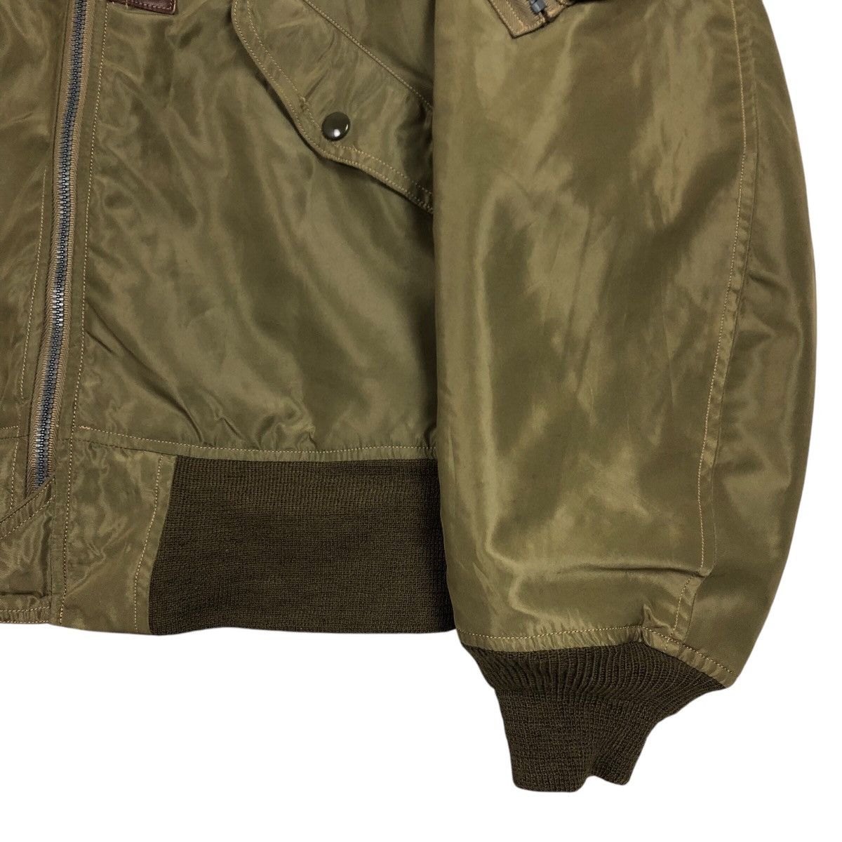 Buzz Rickson's Buzz Rickson’s Type L-2 Flight Jacket US Air Force Size US L / EU 52-54 / 3 - 5 Thumbnail