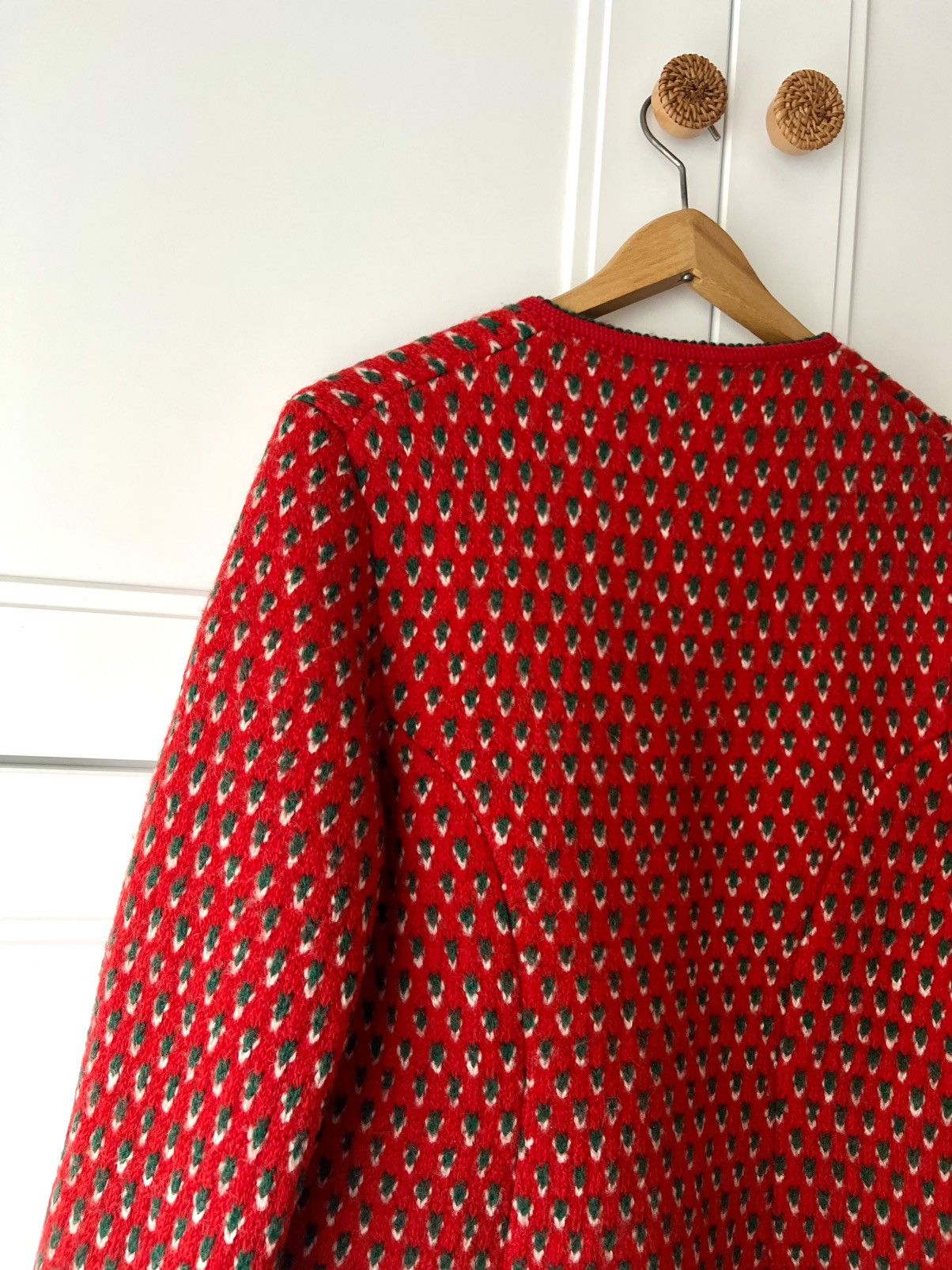 Other 100% wool vintage Strawberry jacket Tiroler Austria Size L / US 10 / IT 46 - 4 Thumbnail