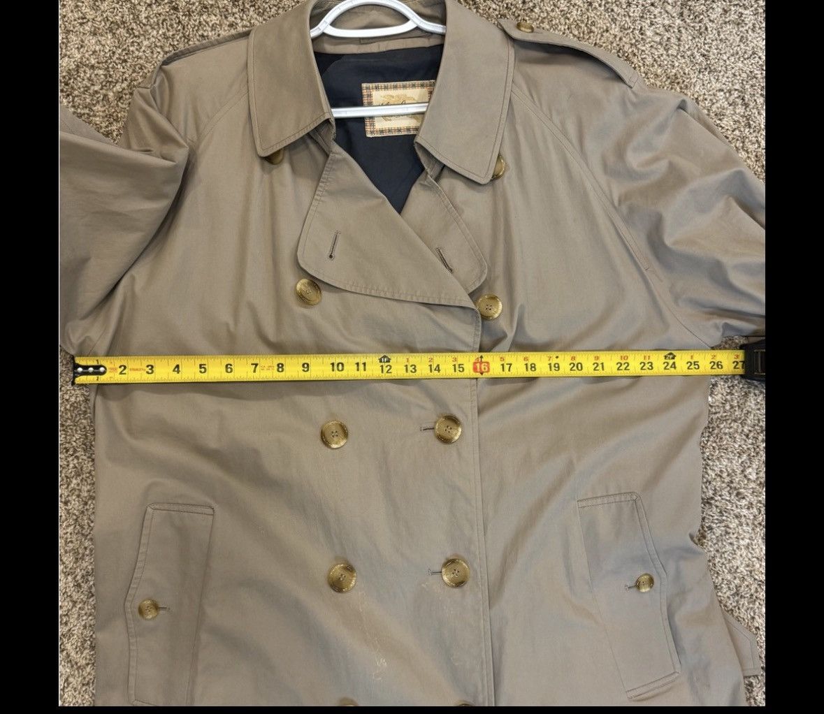 Burberry Vintage Thomas Burberry Men’s 50Short Beige Trench Coat Size US M / EU 48-50 / 2 - 9 Thumbnail