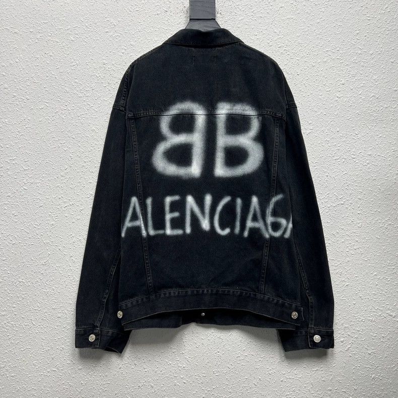 Balenciaga Balenciaga Make old graffiti cowboy coats Size US L / EU 52-54 / 3 - 2 Thumbnail
