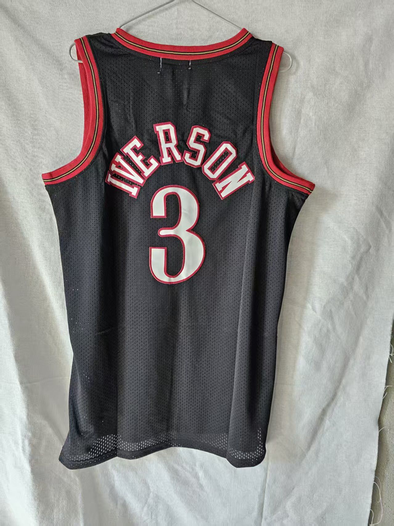 NBA Philadelphia 76ers 3 Allen Iverson Jersey Stitched Size US M / EU 48-50 / 2 - 2 Thumbnail