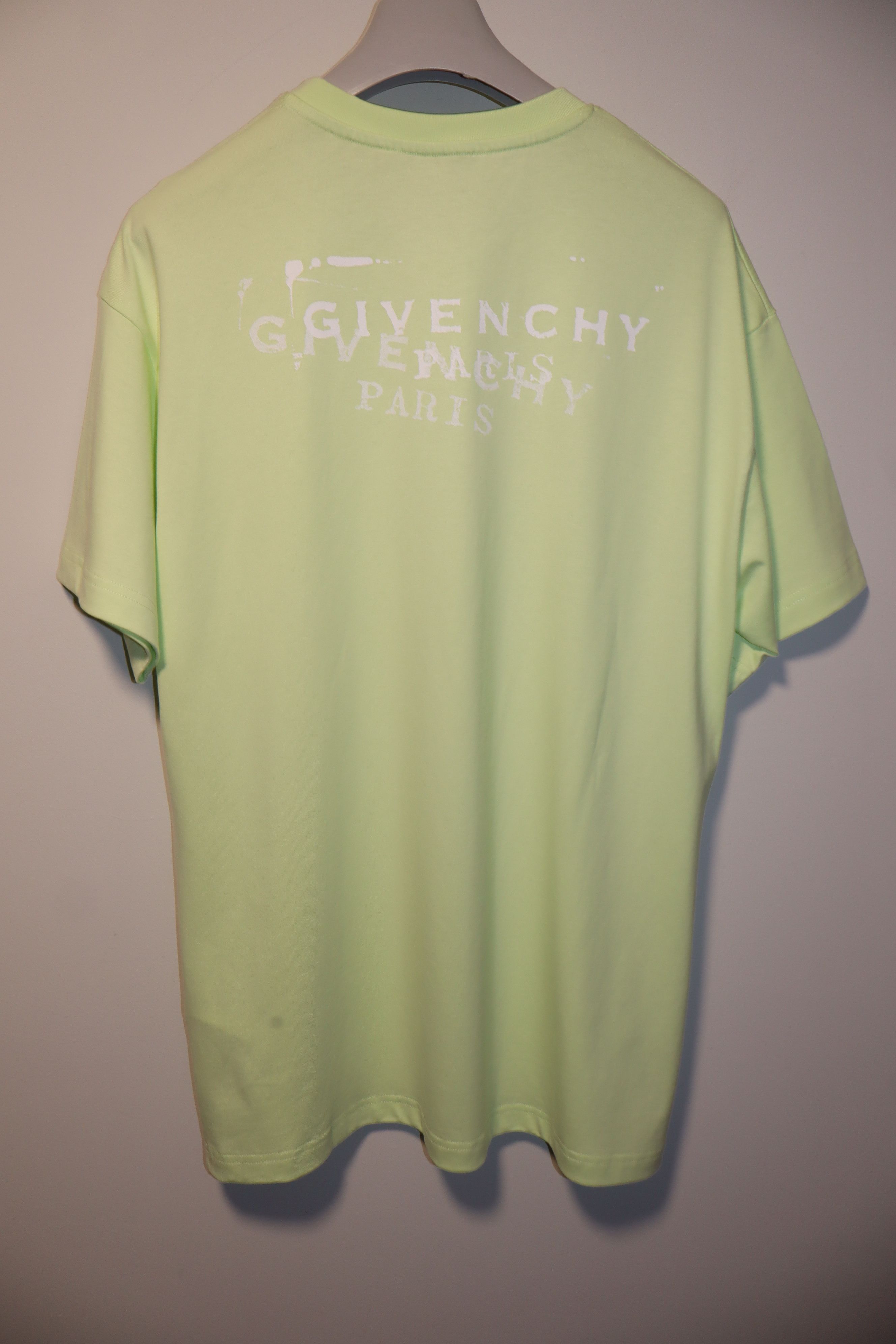 Givenchy SS26 Logo print t-shirt Size US L / EU 52-54 / 3 - 1 Thumbnail