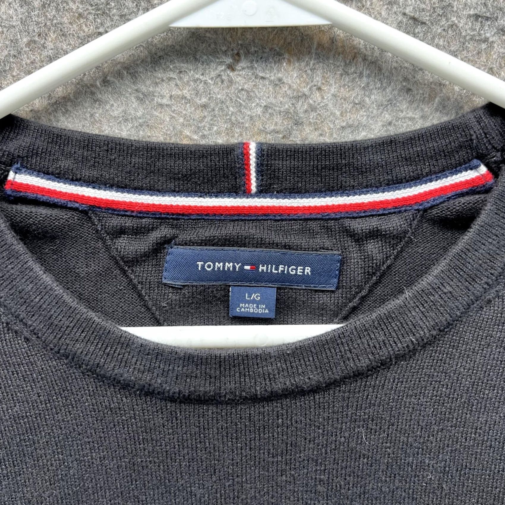 Tommy Hilfiger Tommy Hilfiger Sweater Men Large Adult Black Pullover Crewneck Sweatshirt Long Sleeve Size US L / EU 52-54 / 3 - 2 Thumbnail