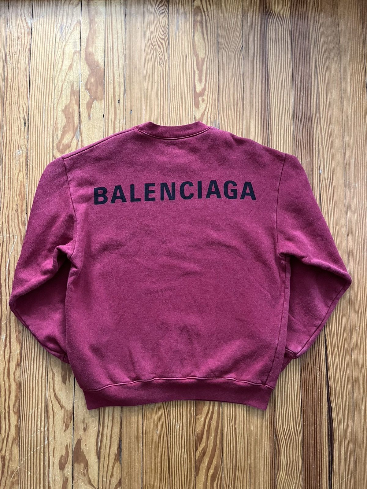 Balenciaga Balenciaga Logo Text Sweatshirt Crewneck Burgundy Red Size US S / EU 44-46 / 1 - 1 Thumbnail