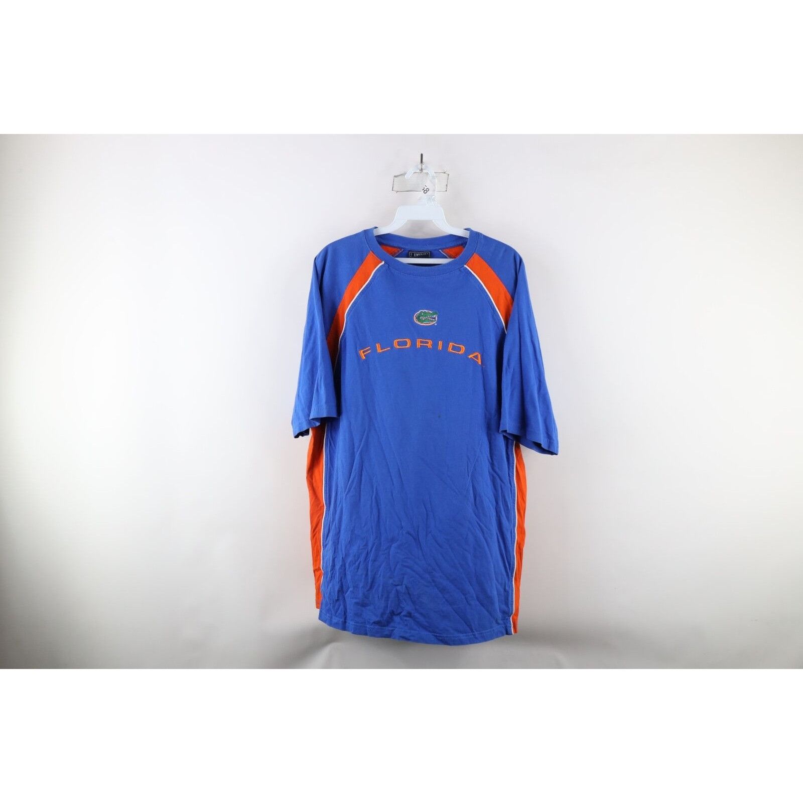 Vintage Vintage 90s Faded Spell Out University of Florida T-Shirt Size US XL / EU 56 / 4 - 1 Thumbnail