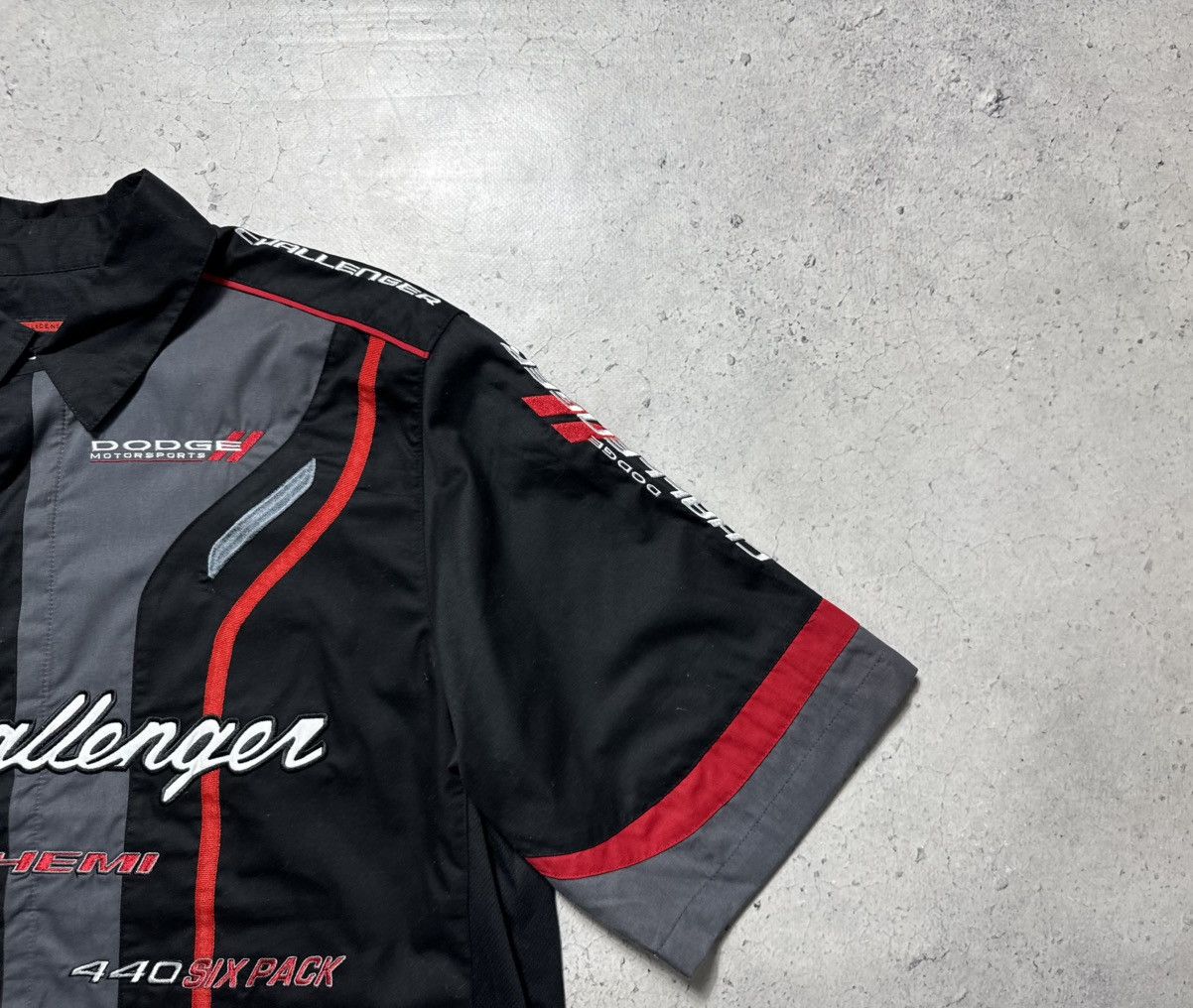 Vintage Dodge Challenger SRT Vintage Racing Shirt Big Logo Size L Size US L / EU 52-54 / 3 - 2 Thumbnail