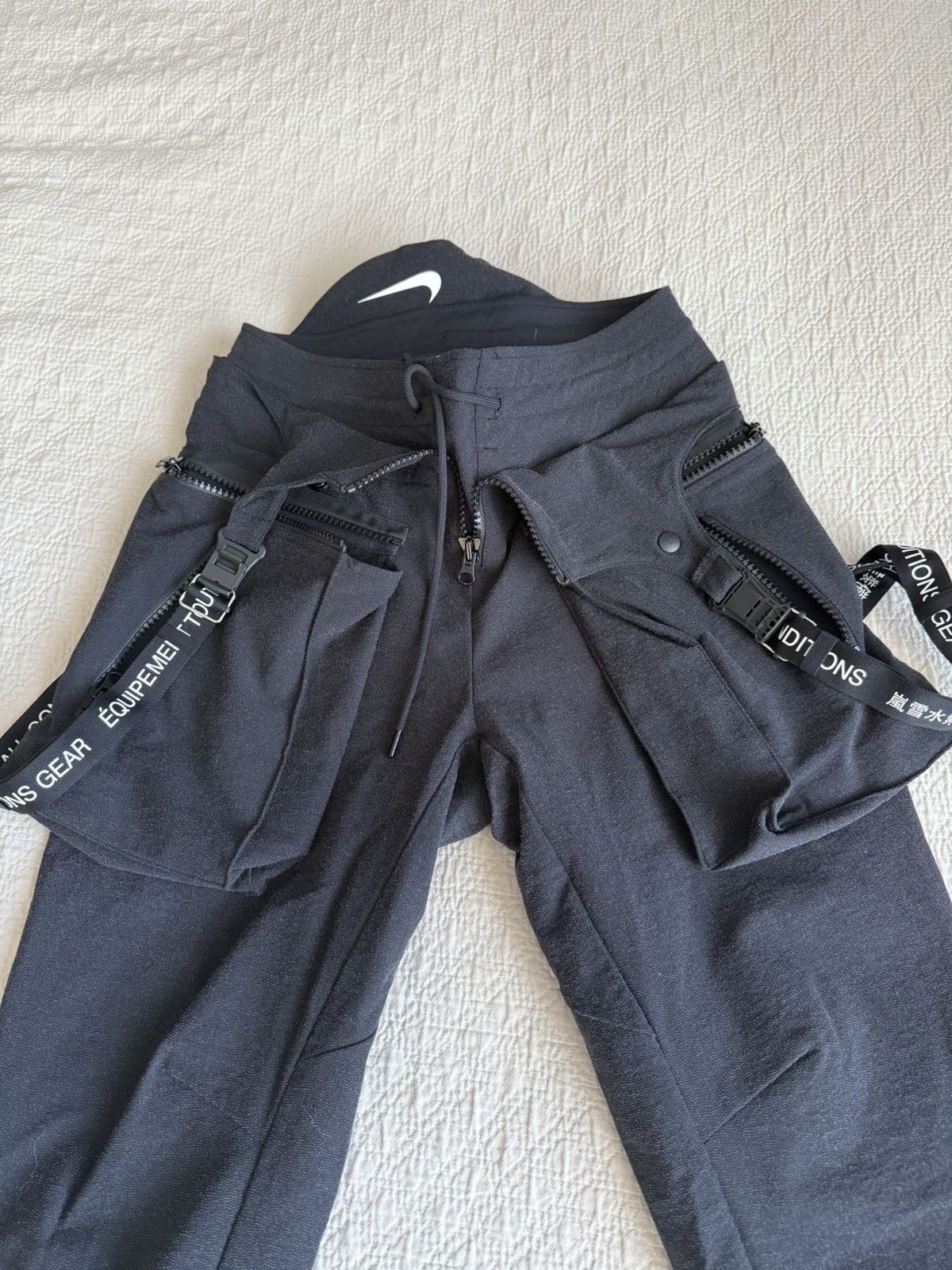 Nike ACG Nike ACG Acronym cargo pants with shorts Size 28" / US 6 / IT 42 - 3 Thumbnail