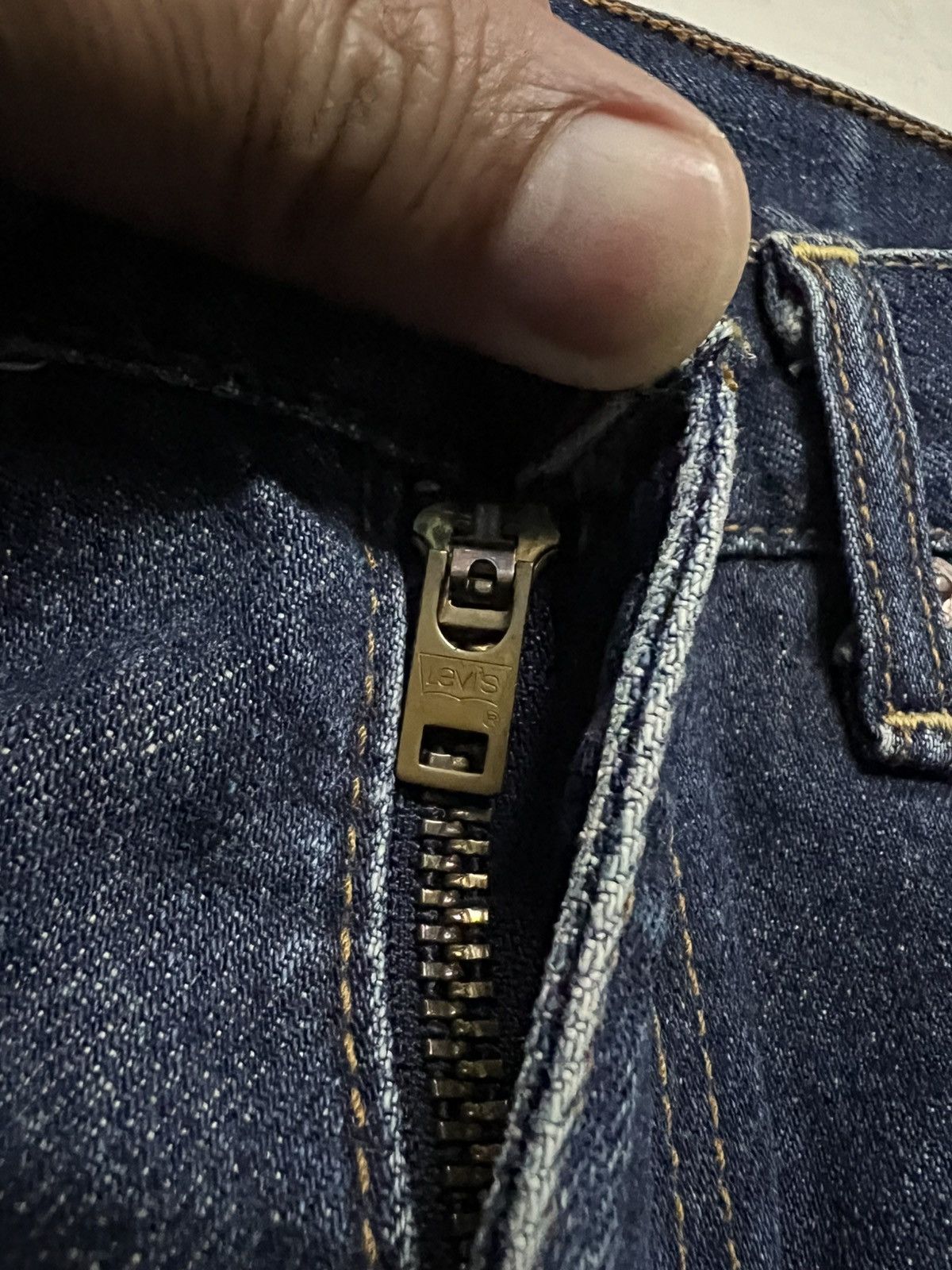 Levi's 90’s LEVIS 503 DISTRESSED JEAN Size US 31 - 14 Thumbnail