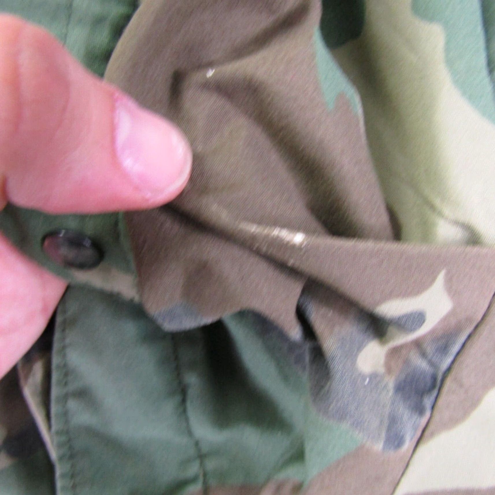 Vintage VINTAGE US Army Cold Weather Field Jacket Camo Medium Long Green Woodland 90s Mens Size US M / EU 48-50 / 2 - 3 Thumbnail