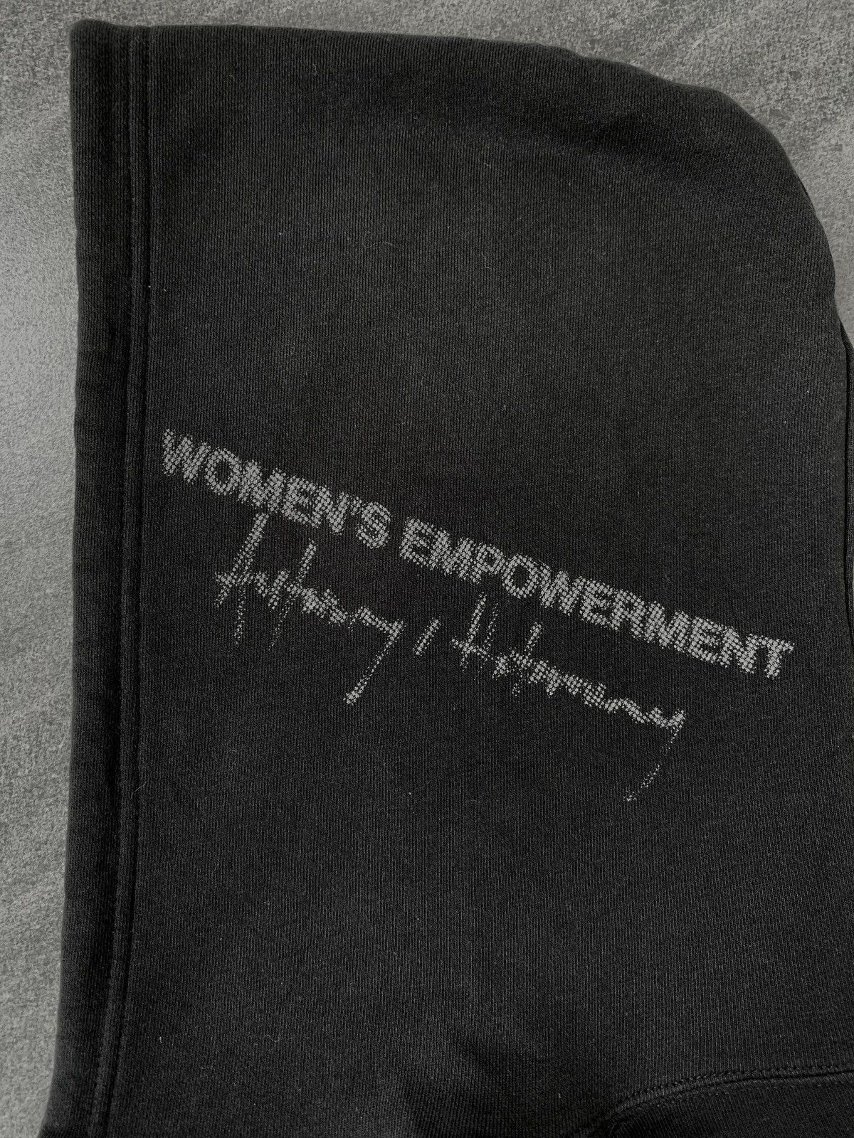 Yohji Yamamoto FREE TAX ! Ys Womens Empowerment Hoodie Size US M / EU 48-50 / 2 - 7 Thumbnail