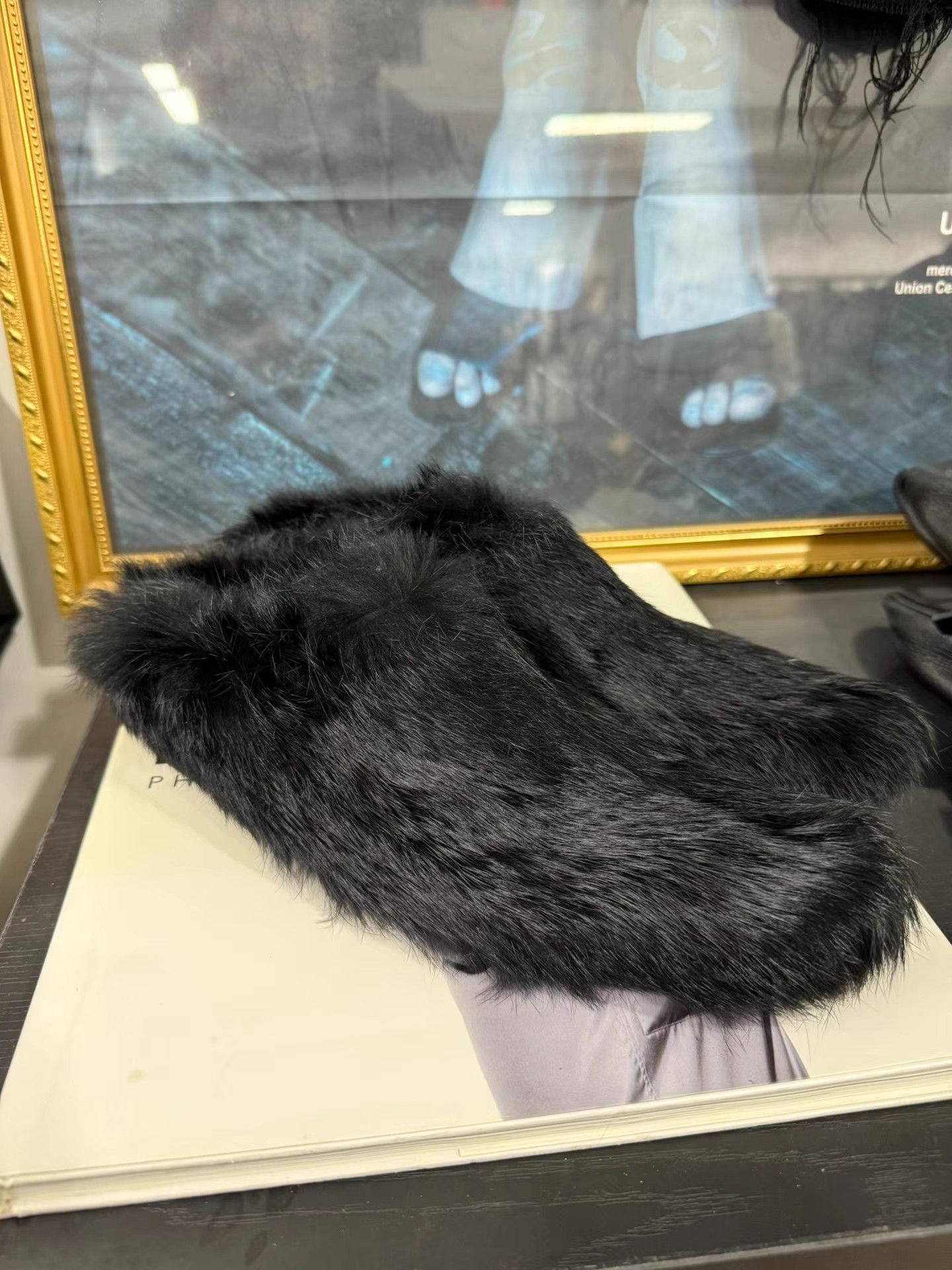 Yohji Yamamoto yohji yamamoto 94AW Genuine Shearling Fur Slides K20 Size US 9 / IT 39 - 3 Thumbnail