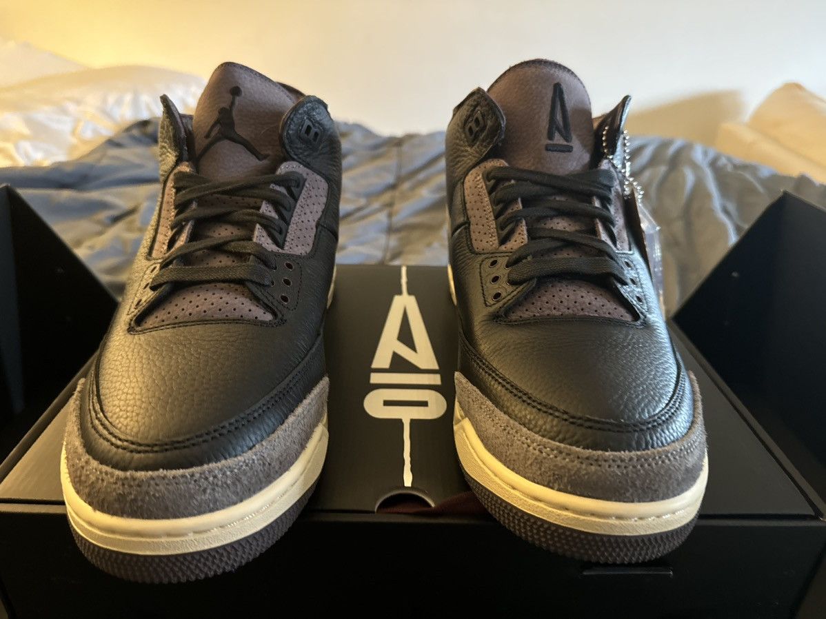 A Ma Maniere × Jordan Brand A Ma Maniere Jordan 3 Retro OG Sz 12 (W13.5) Size US 12 / EU 45 - 5 Thumbnail