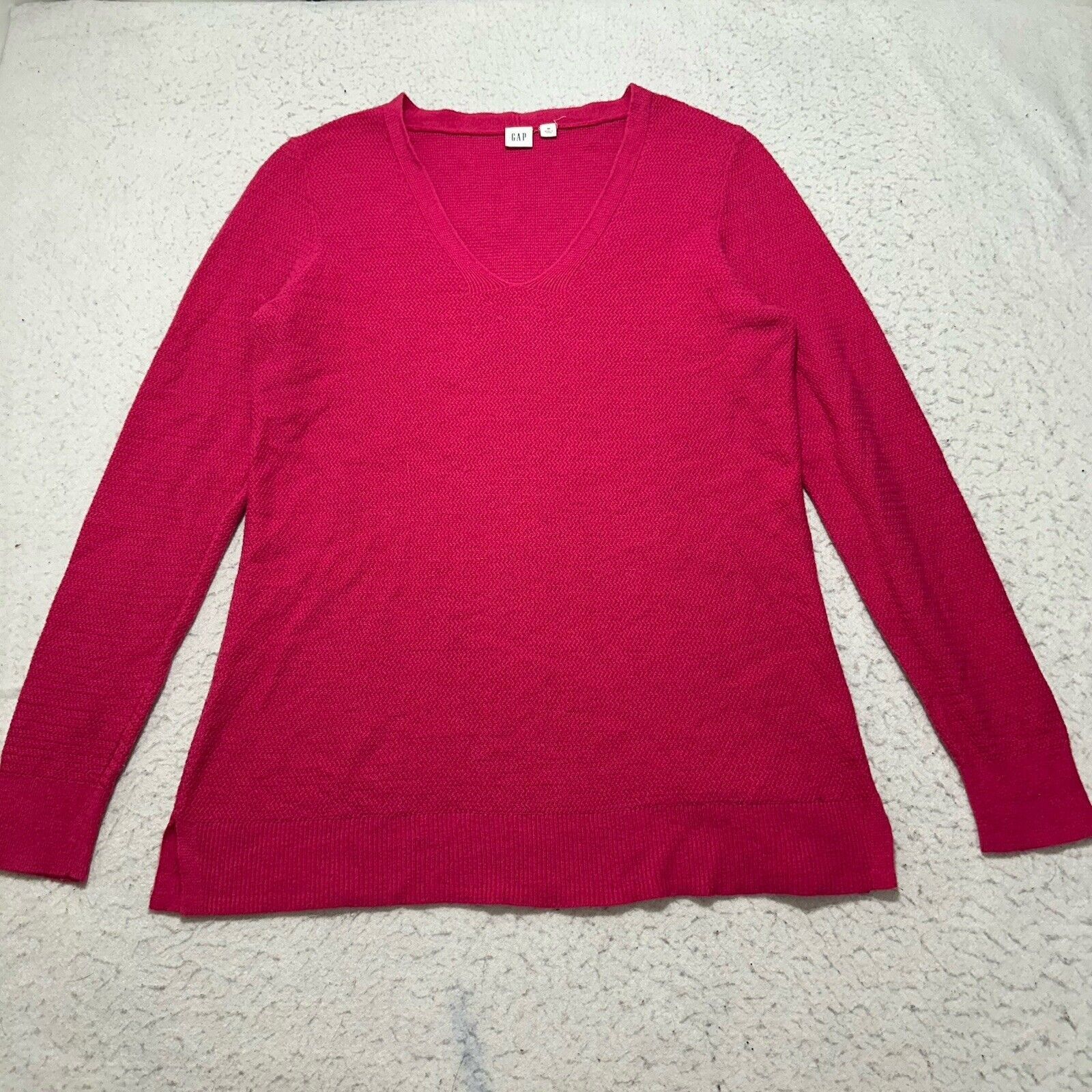 Gap GAP Medium V-Neck Sweater Merino Extra Fine Wool Hot Pink Size M / US 6-8 / IT 42-44 - 1 Thumbnail
