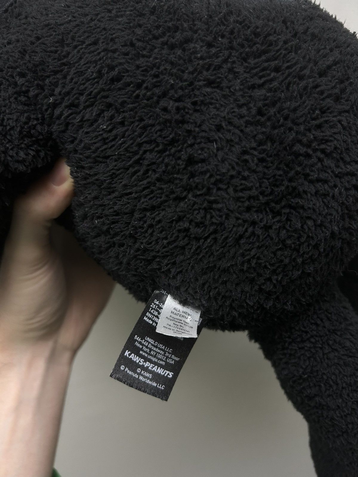Kaws × Peanuts Kaws x Peanuts Big Snoopy Plush Black Size ONE SIZE - 8 Thumbnail