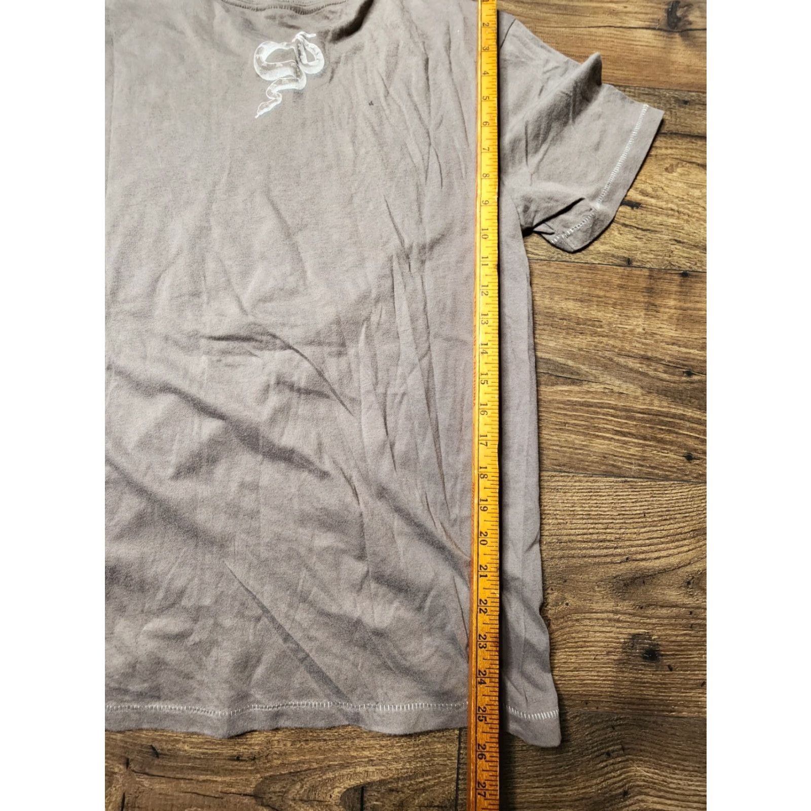 Vintage Womens M Jon's Jungle 2011 Daytona Beach Snake T Shirt Distressed Size M / US 6-8 / IT 42-44 - 3 Thumbnail