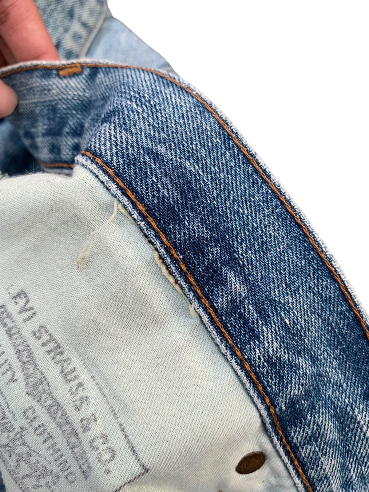 Levi's VINTAGE LEVI'S BIG E 502 TRASHER SELVEDGE DISTRESSED DENIM Size US 31 - 19 Thumbnail