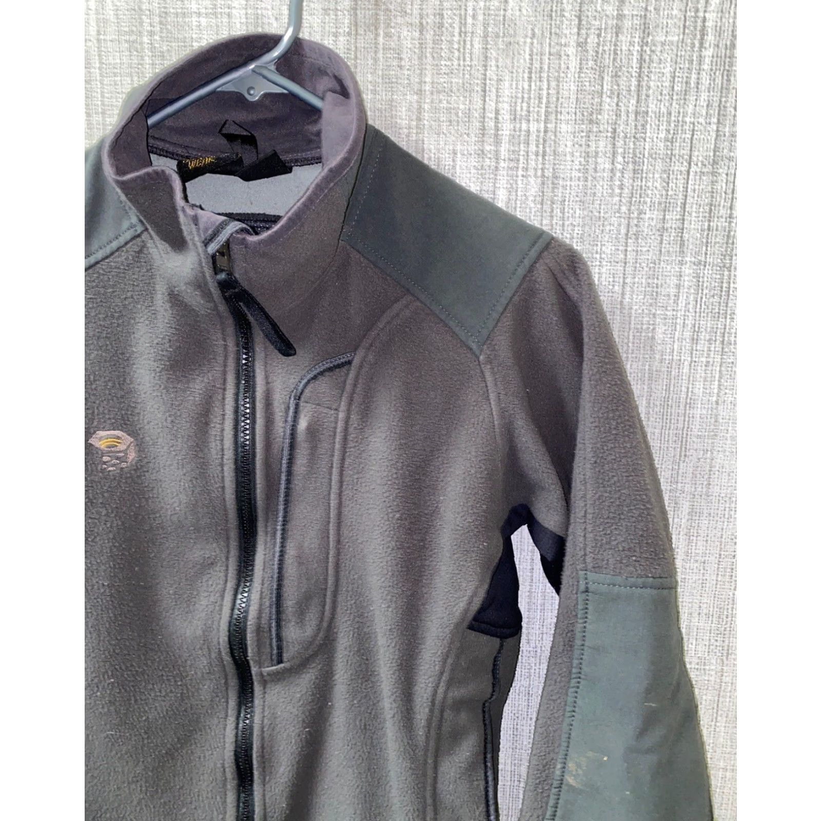 Mountain Hardwear Mountain Hardwear Fleece Jacket Full Zip Womens Size 6 Gray Size M / US 6-8 / IT 42-44 - 2 Thumbnail