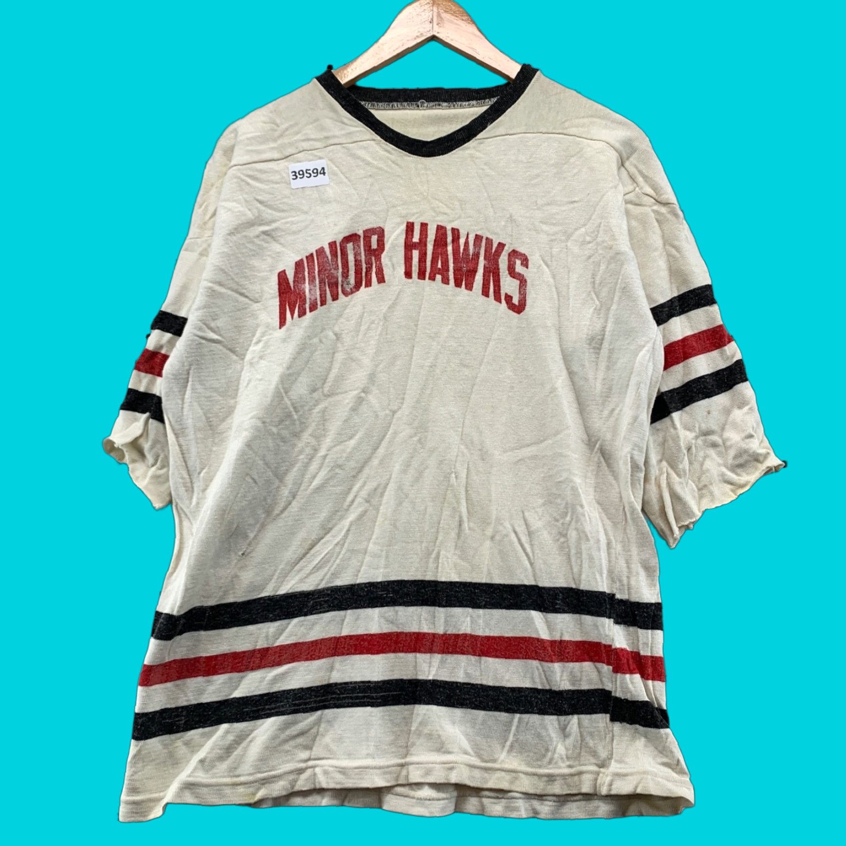 VTG Chicago Blackhawks Hockey Jersey T-Shirt Men Large Beige Crew Neck 22x27.5 USA Made Vintage Graphic Print Mens L Beige Hawks