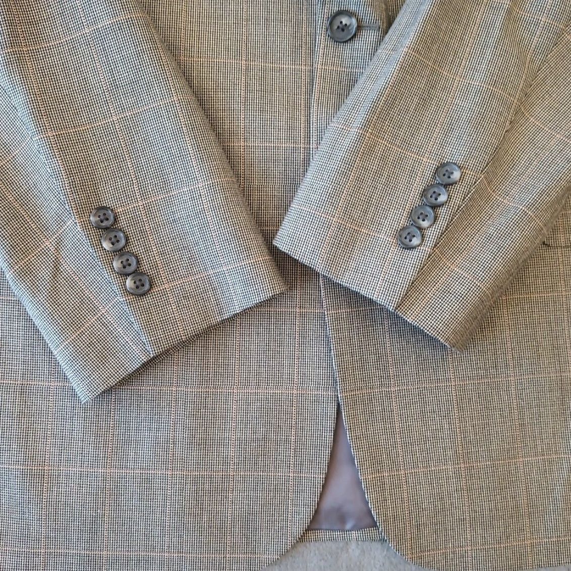 Jos. A. Bank Jos. A. Bank Blazer Mens 44 Gray Plaid Silk Wool Blend Two-Button Single Vent Jazz Notch Lapel 2 Piece Regular Mens Size 44R - 4 Thumbnail