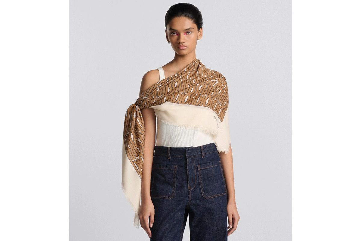 Dior o1bcso1str0226 Size:OS/Allover Shawl in White/Brown Size ONE SIZE - 5 Thumbnail