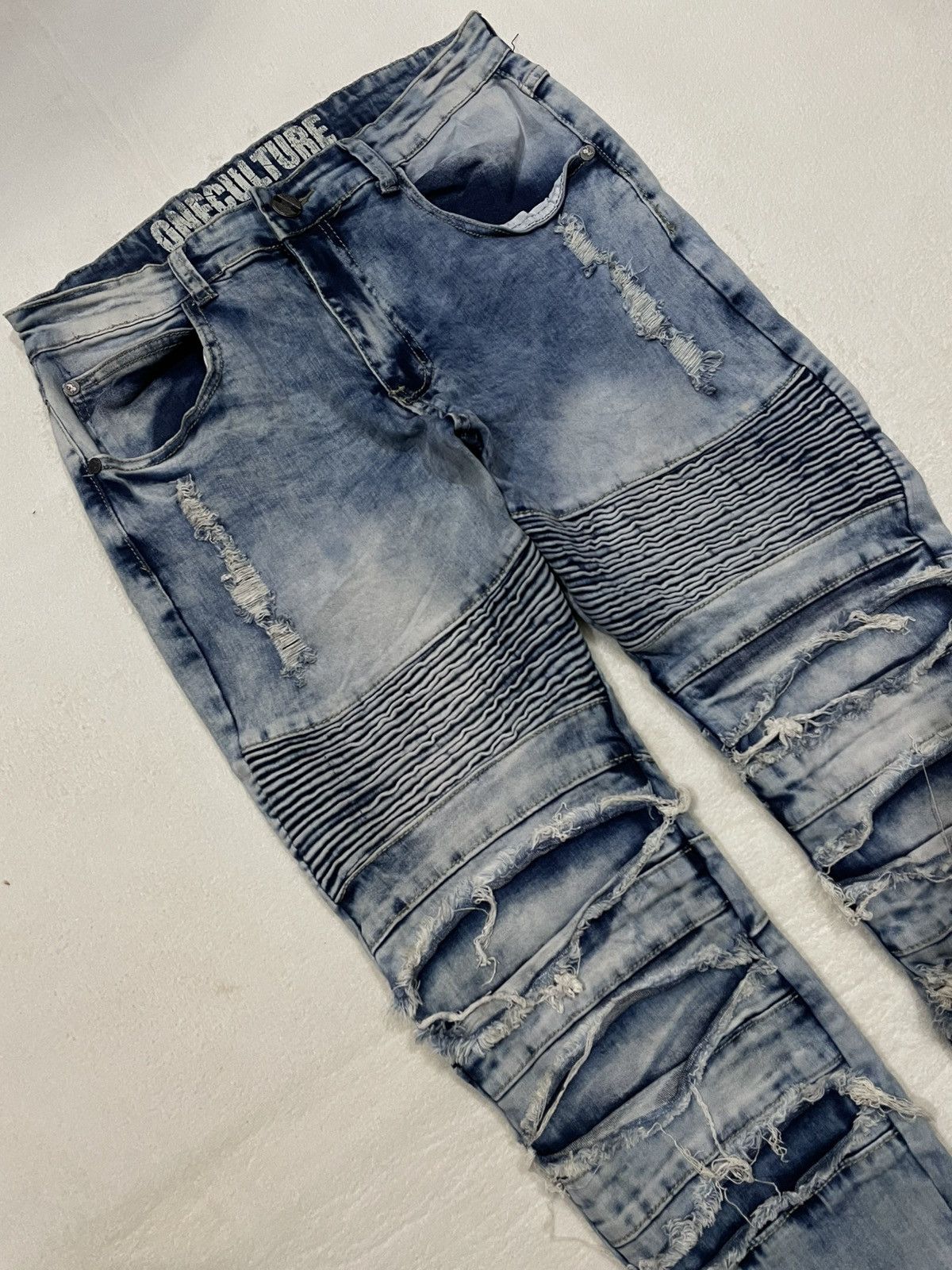 Japanese Brand Vintage One Culture Distressed Mudwash Faded Denim Jeans Size US 32 / EU 48 - 1 Thumbnail