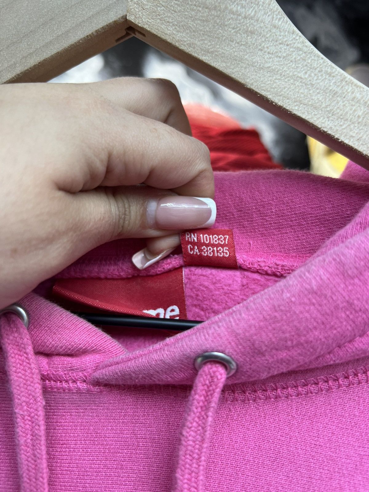 Supreme Supreme FW17 Magenta Box Logo Size US XL / EU 56 / 4 - 8 Thumbnail