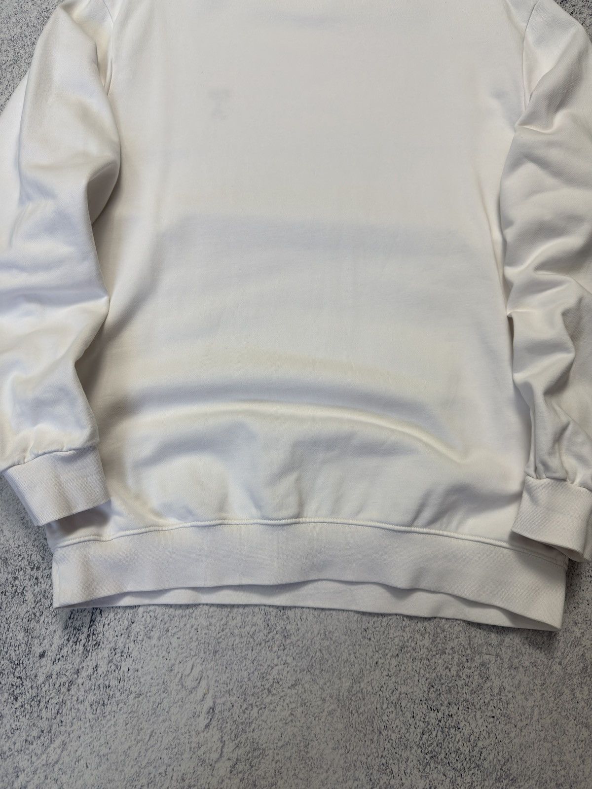 AMI AMI Paris Sweatshirt White Red Heart Logo Crewneck Pullover Size US XL / EU 56 / 4 - 14 Thumbnail