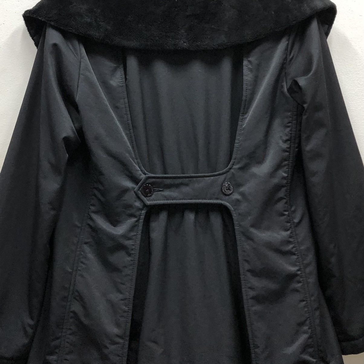 Emporio Armani Emporio Armani Black Lined Fleece Show Collar Coat Jacket Size M / US 6-8 / IT 42-44 - 4 Thumbnail