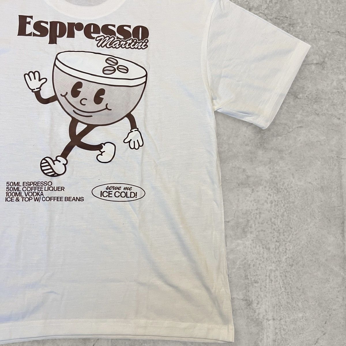 Japanese Brand Vintage style tshirt in white, Espresso Coffee. Size L Size US M / EU 48-50 / 2 - 2 Thumbnail