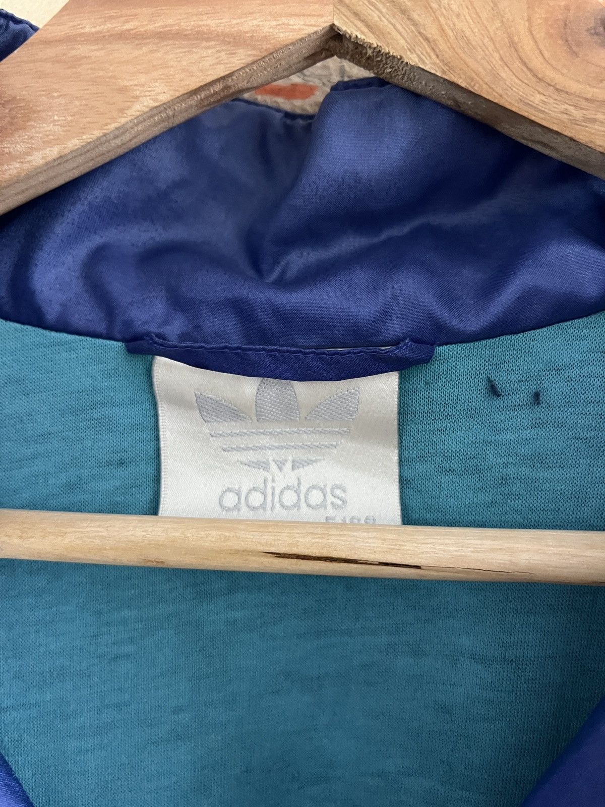 Adidas Adidas Vintage Zip Up Size US L / EU 52-54 / 3 - 6 Thumbnail