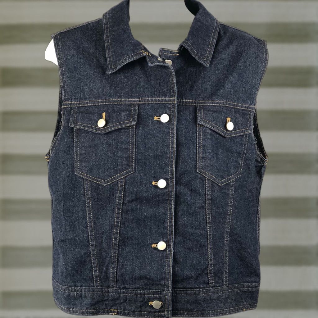 Denime VINTAGE Valerie Stevens Sleeveless Jean Vest Jacket M Blue Denim Button Front Collared Women’s Grunge Biker City Retro Y2K Size 32" / US 10 / IT 46 - 1 Thumbnail