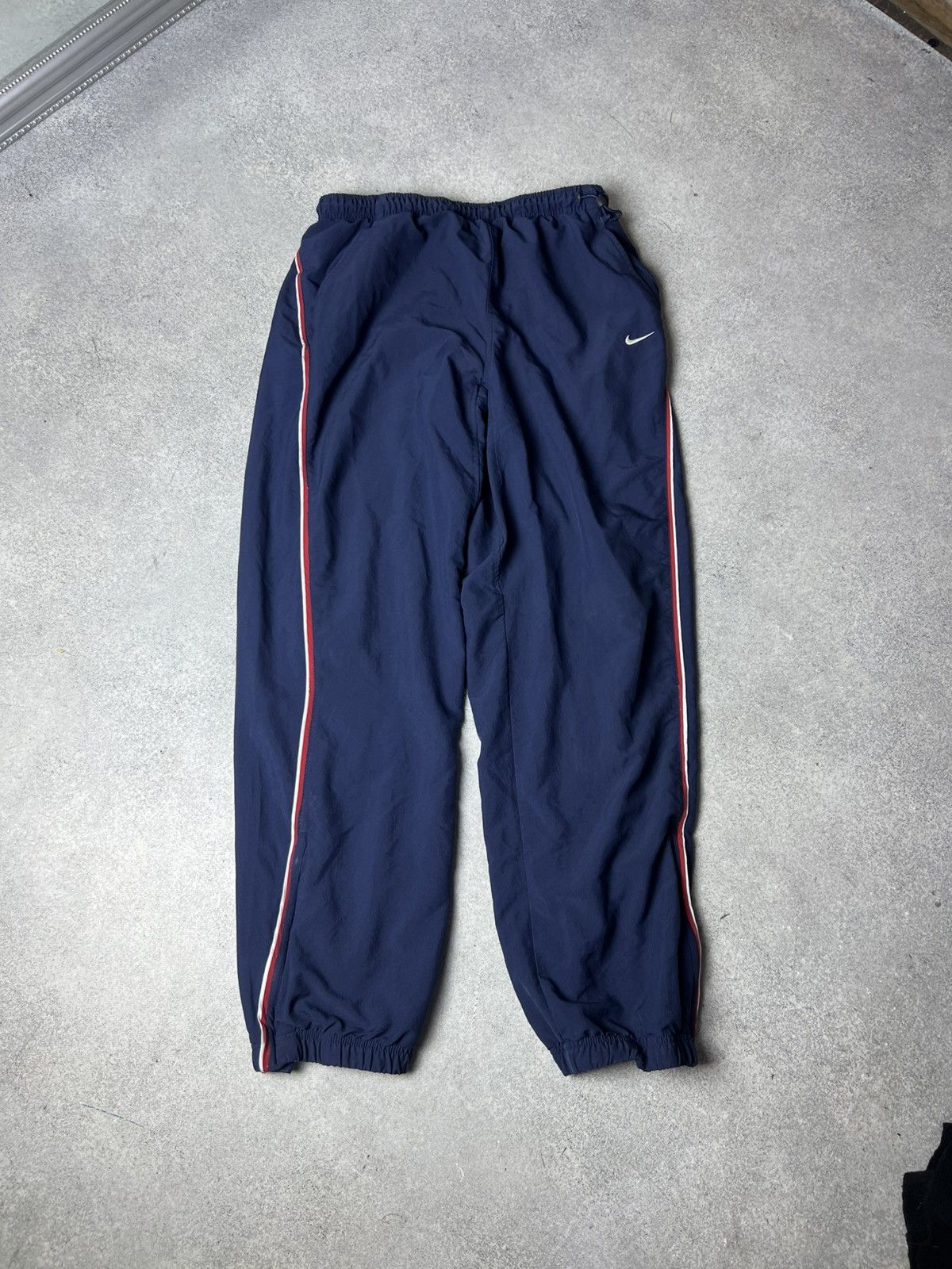 Nike 00s Vintage Nike Pants Nylon Rare Swoosh Drill Size US 34 / EU 50 - 1 Thumbnail