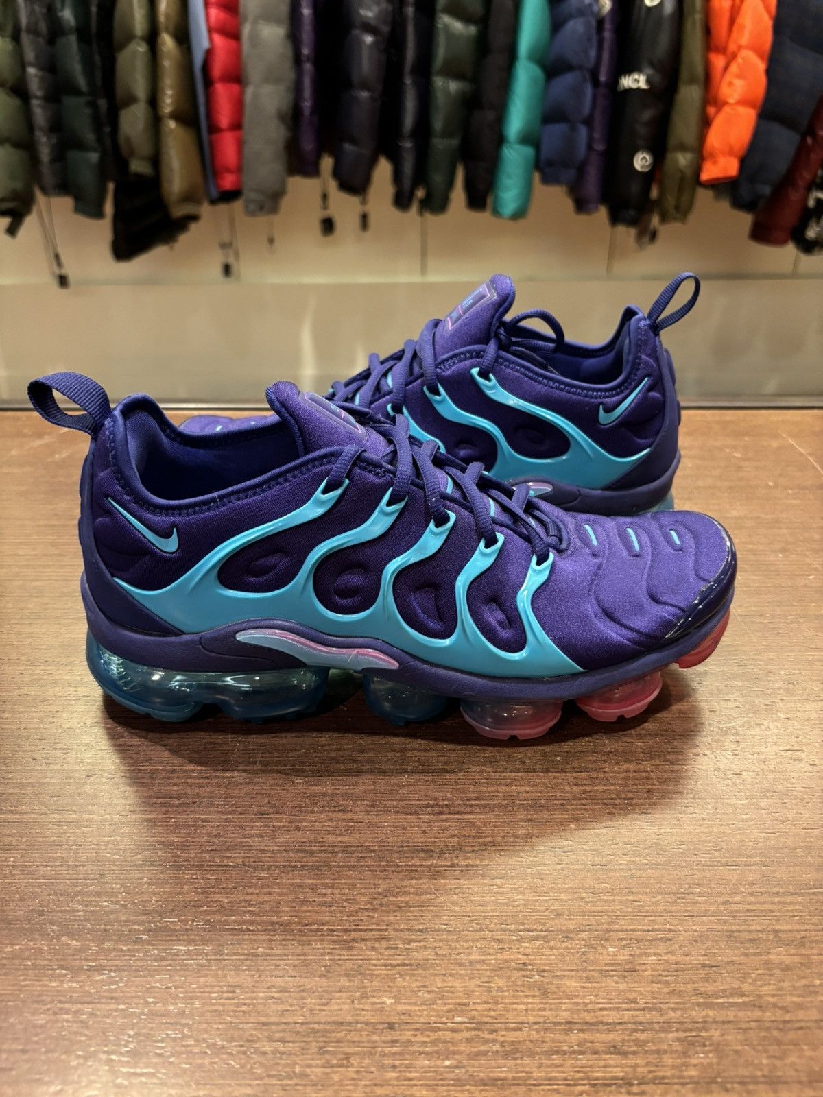 Mens Pink And Blue Vapormax Plus Nike Air VaporMax Plus 'Hornets'