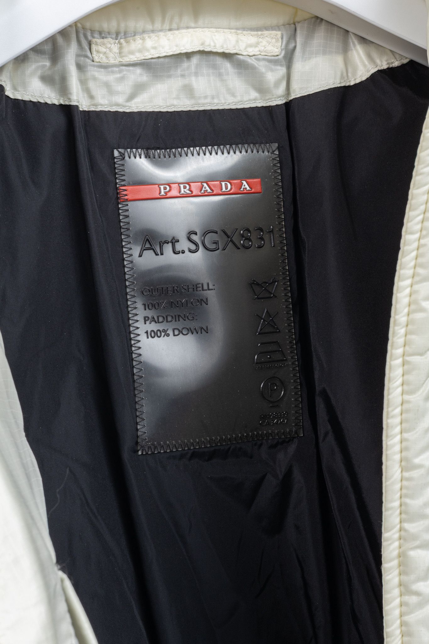 Prada Prada Cream Nylon Embroidered-Logo Quilted Down Puffer Size US XL / EU 56 / 4 - 9 Thumbnail
