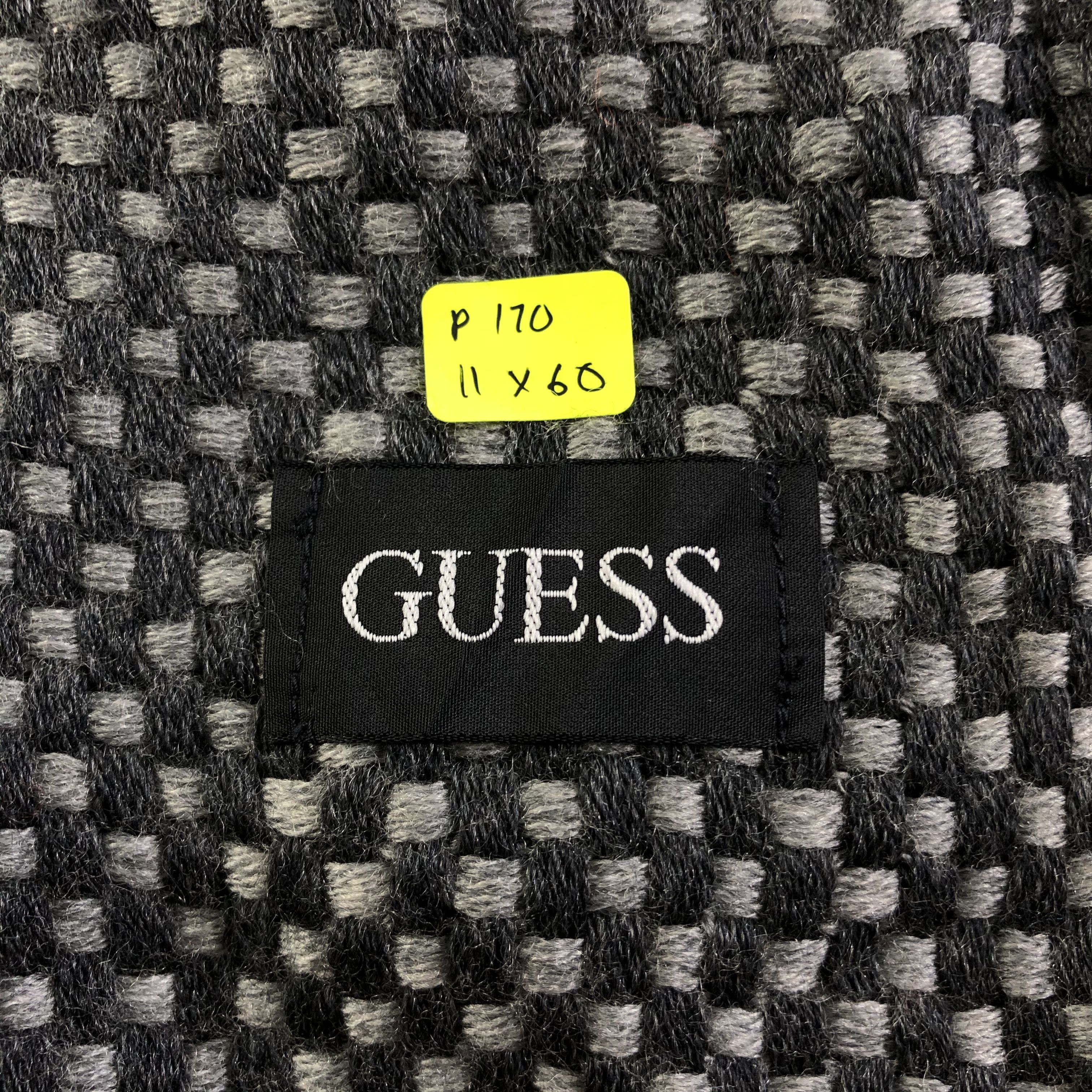 Guess Guess Scarf / Muffler / Neckwear Size ONE SIZE - 9 Thumbnail