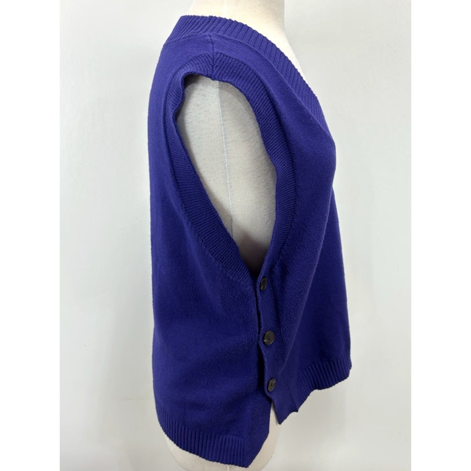 J. Jill VINTAGE J. Jill Sweater Vest Women's Small Purple Cotton Blend Knit Sleeveless V-Neck Oversized Buttons Academia Size S / US 4 / IT 40 - 4 Thumbnail
