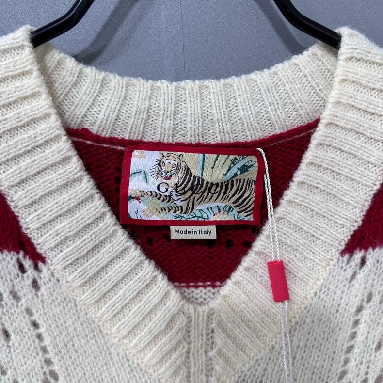Gucci Gucci Tiger embroidered full-print vest knitwear Size US S / EU 44-46 / 1 - 5 Thumbnail