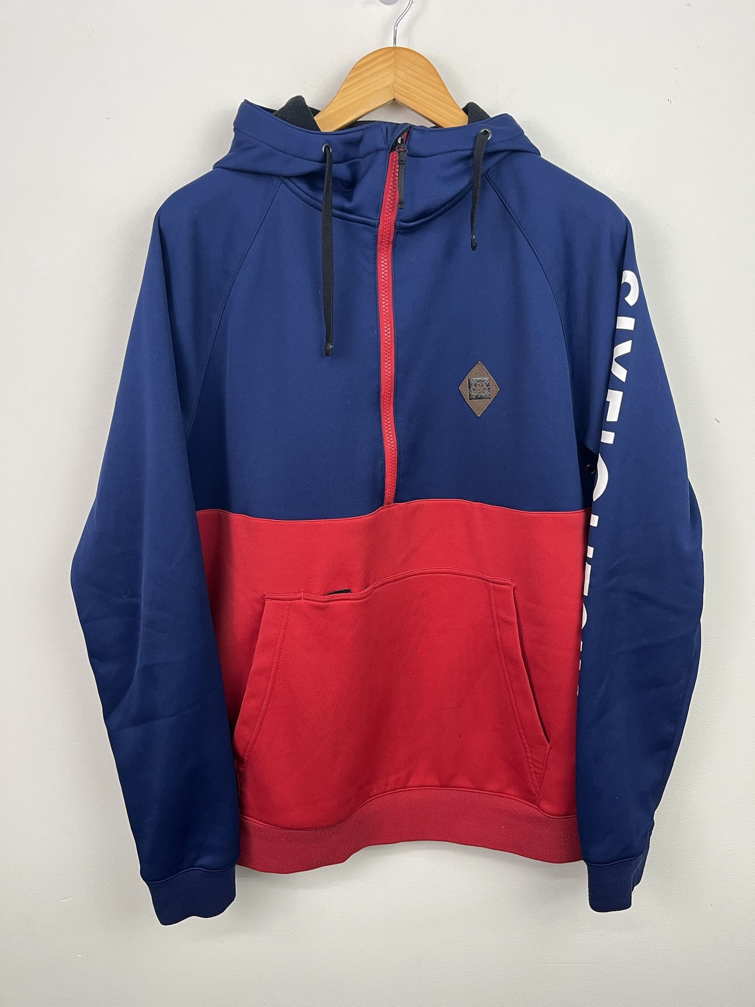Vintage Vintage 686 Sleeve Spellout Quarterzip Hoodie Size Large Size US L / EU 52-54 / 3 - 1 Thumbnail