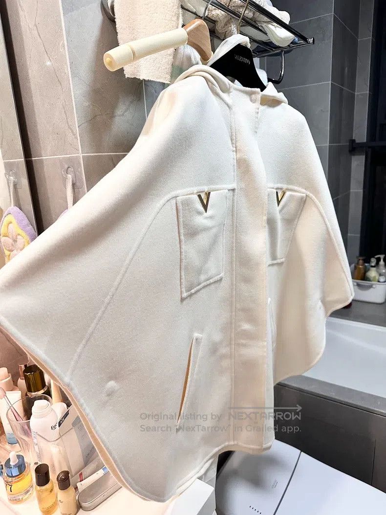 Valentino Valentino woolen cape coat Size S / US 4 / IT 40 - 4 Thumbnail