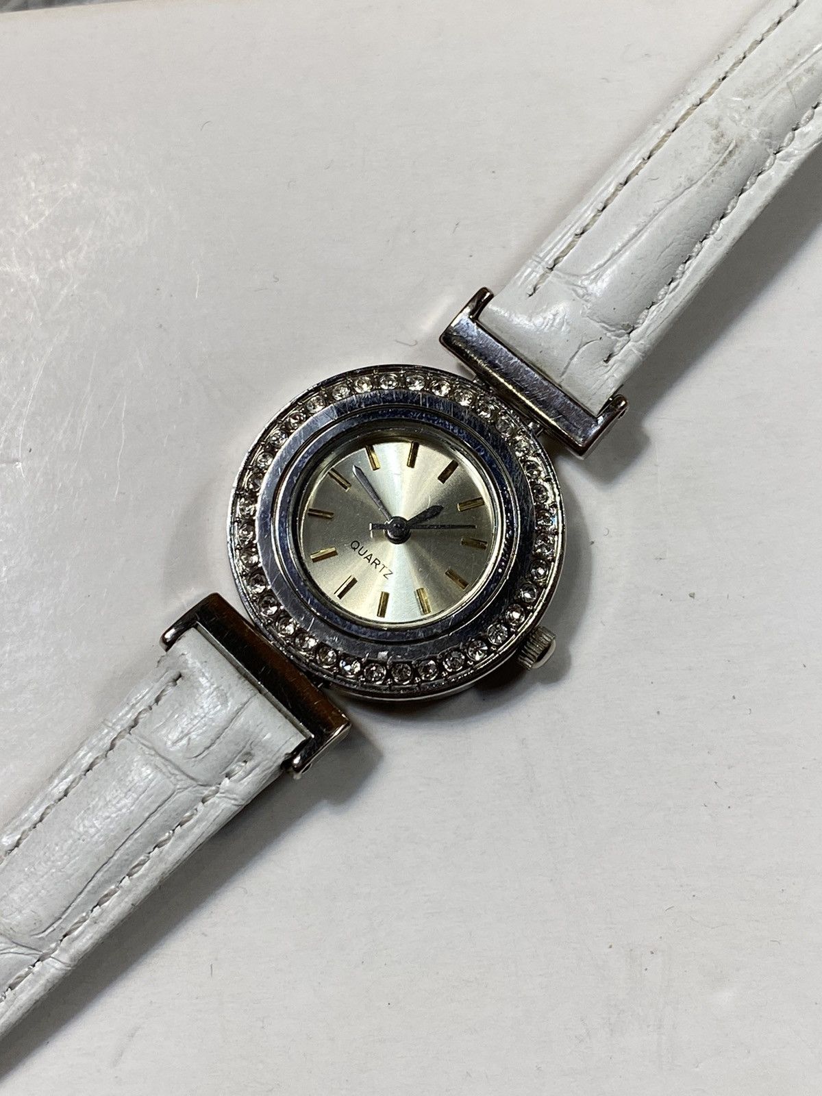 Japanese Brand Vintage Quartz Bracelet Watch Rhinestones - Japanese Brand Size ONE SIZE - 5 Thumbnail