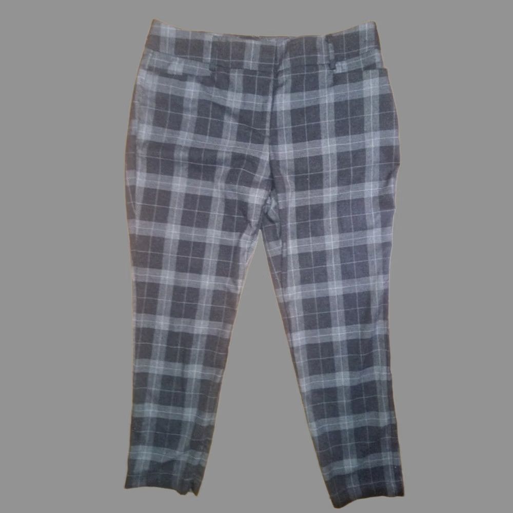 Vintage New York & Company 7th Avenue Design Studio Pants Womens Plus Size 10 Straight Leg Dress Pants Gray Pink Plaid 32in Inseam Womens Size 32" / US 10 / IT 46 - 1 Thumbnail