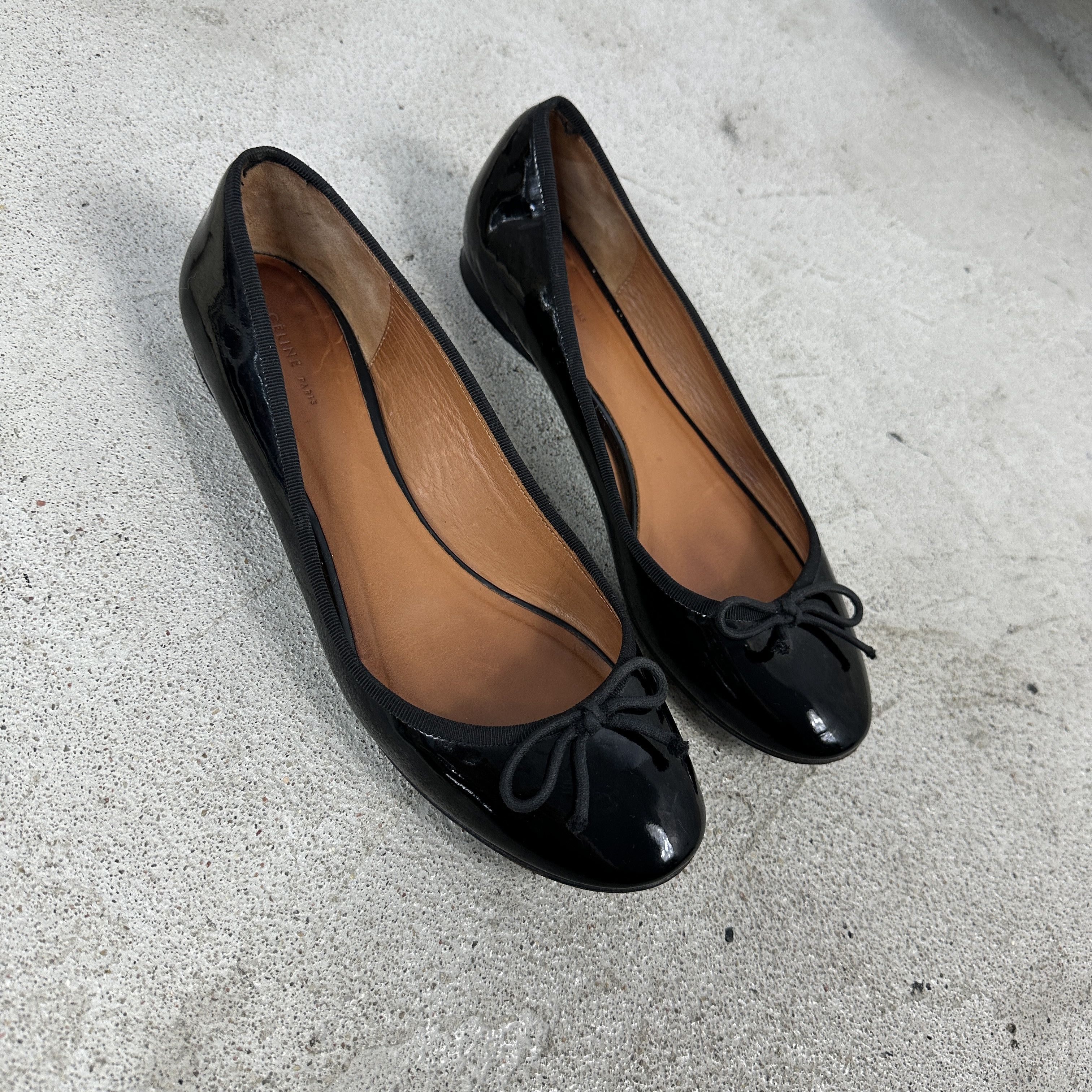 Vintage Vintage Y2K Avant Garde Leather Celine Bows Ballerinas Size US 7 / IT 37 - 6 Thumbnail