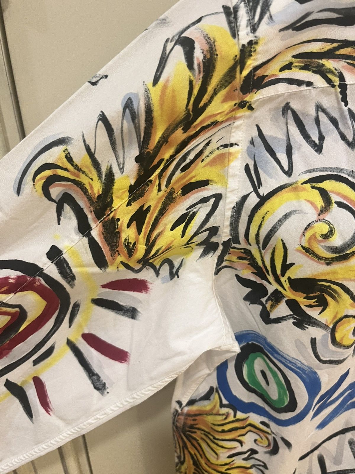 Versace artwork print shirt collar size 40 Size US M / EU 48-50 / 2 - 22 Thumbnail