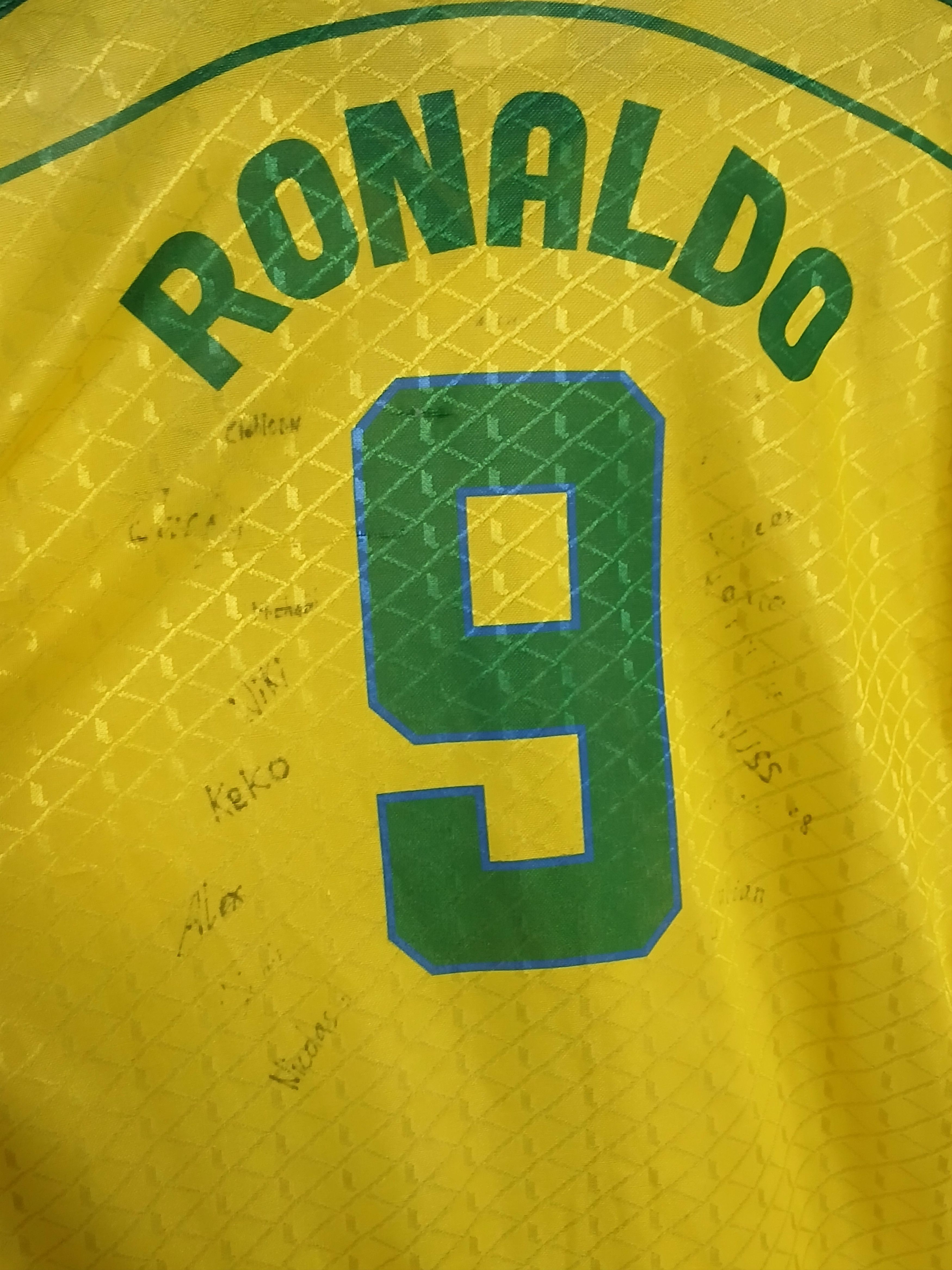 Vintage Brazil National Football Team Ronaldo Jersey T-Shirt Size US XXL / EU 58 / 5 - 3 Thumbnail
