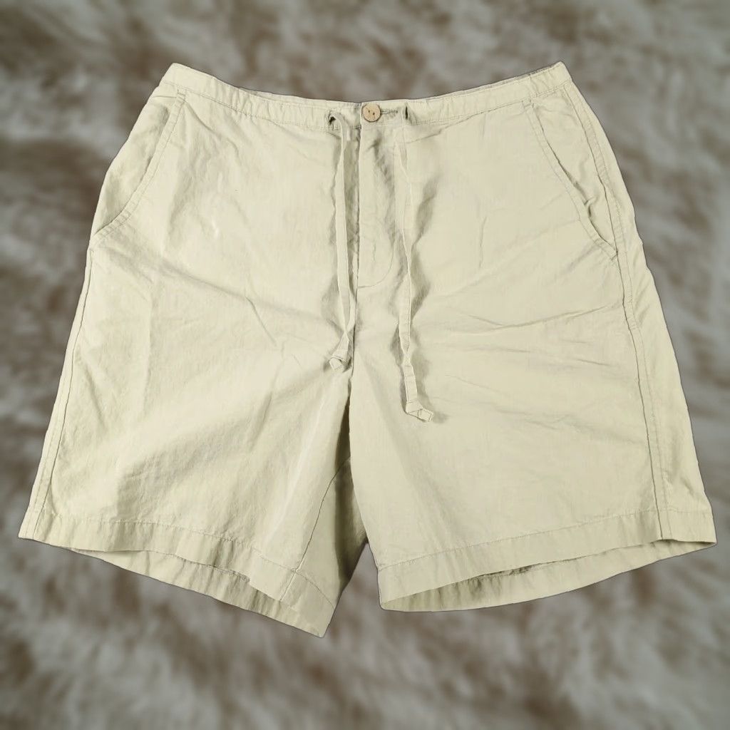 Tommy Bahama VINTAGE Tommy Bahama Women's Chino Shorts Size 8 Beige Flat Front Casual Spring Summer Size 27" / US 4 / IT 40 - 1 Thumbnail