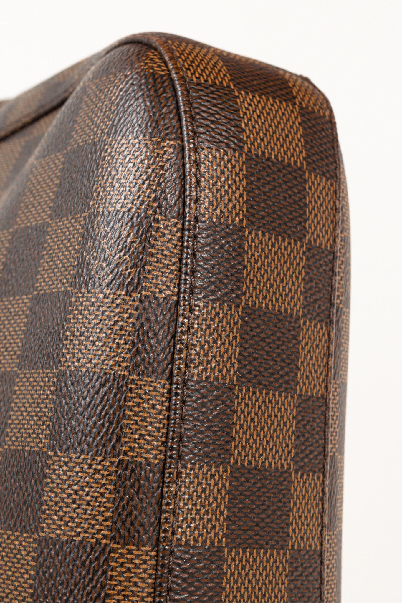 Louis Vuitton Louis Vuitton South Bank Besace Canvas Shoulder Bag Size ONE SIZE - 6 Thumbnail