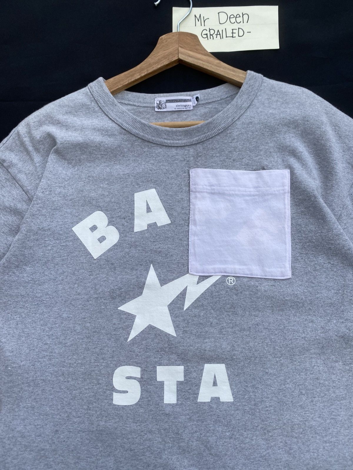 Bape Rare Vintage BAPESTA Single Pocket Tshirt Size US L / EU 52-54 / 3 - 1 Thumbnail